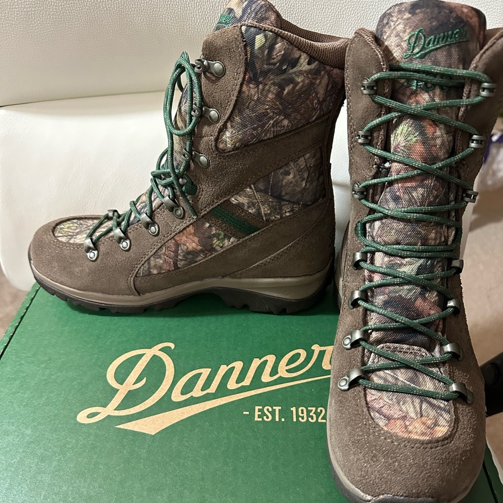 BRAND NEW Danner Wayfinder Insulated Waterproof Hunting Boots for Ladies, Size 7